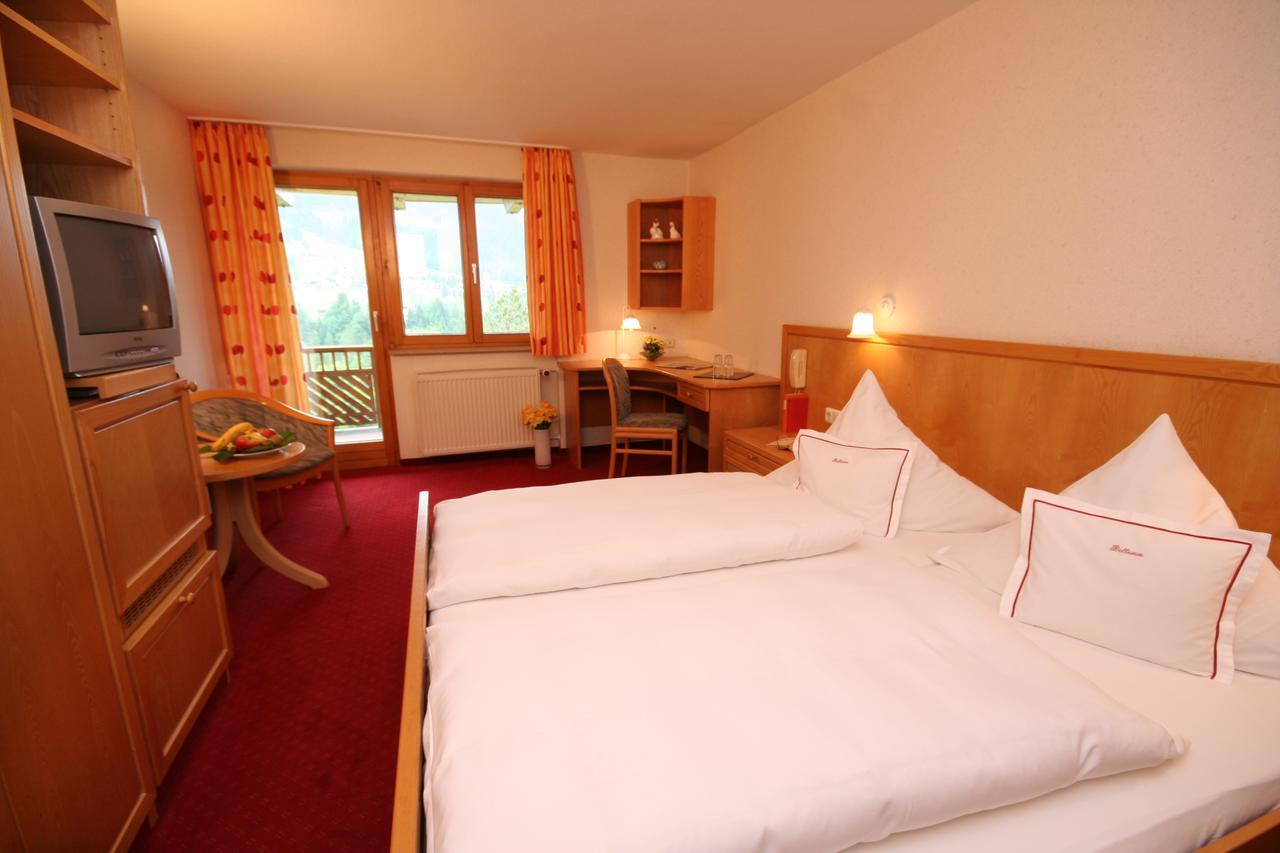 Hotel Bellevue Riezlern Extérieur photo