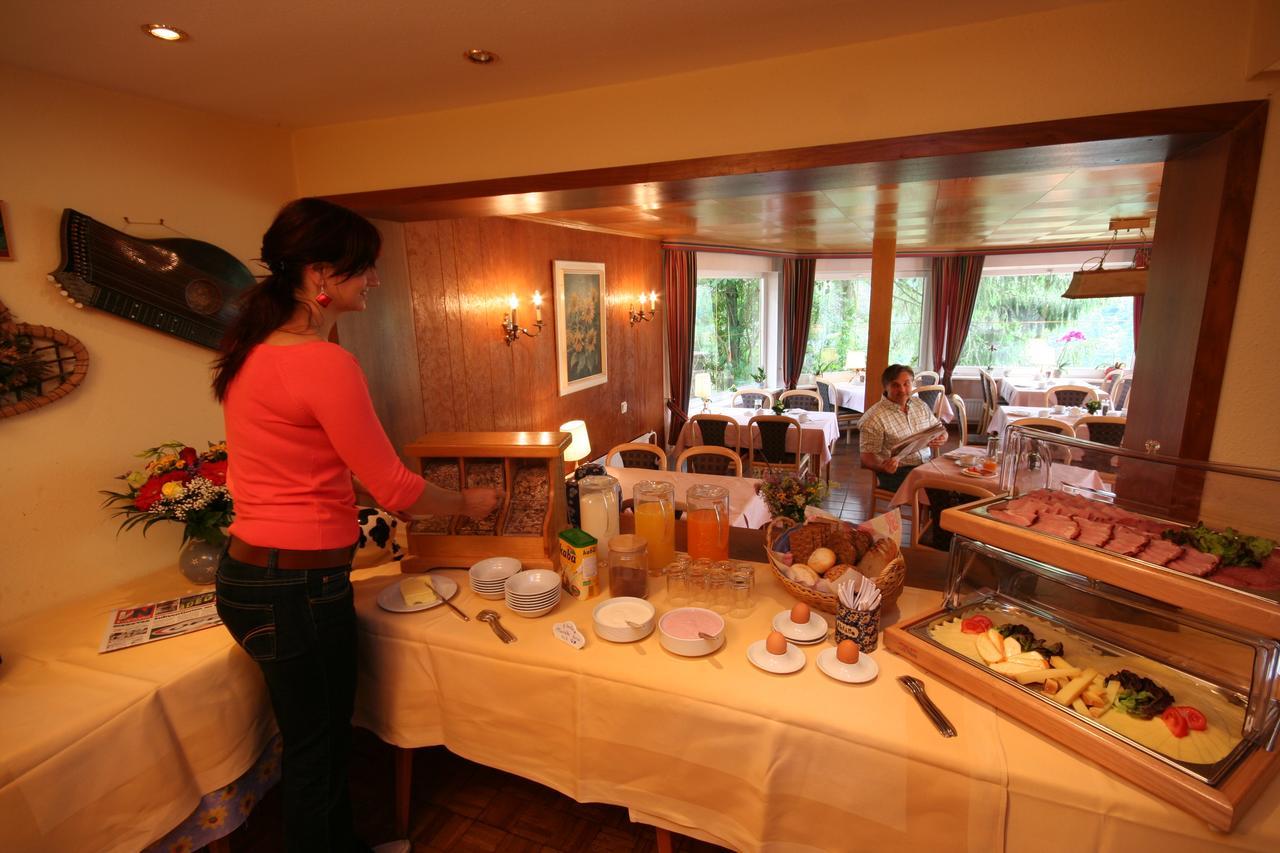 Hotel Bellevue Riezlern Extérieur photo