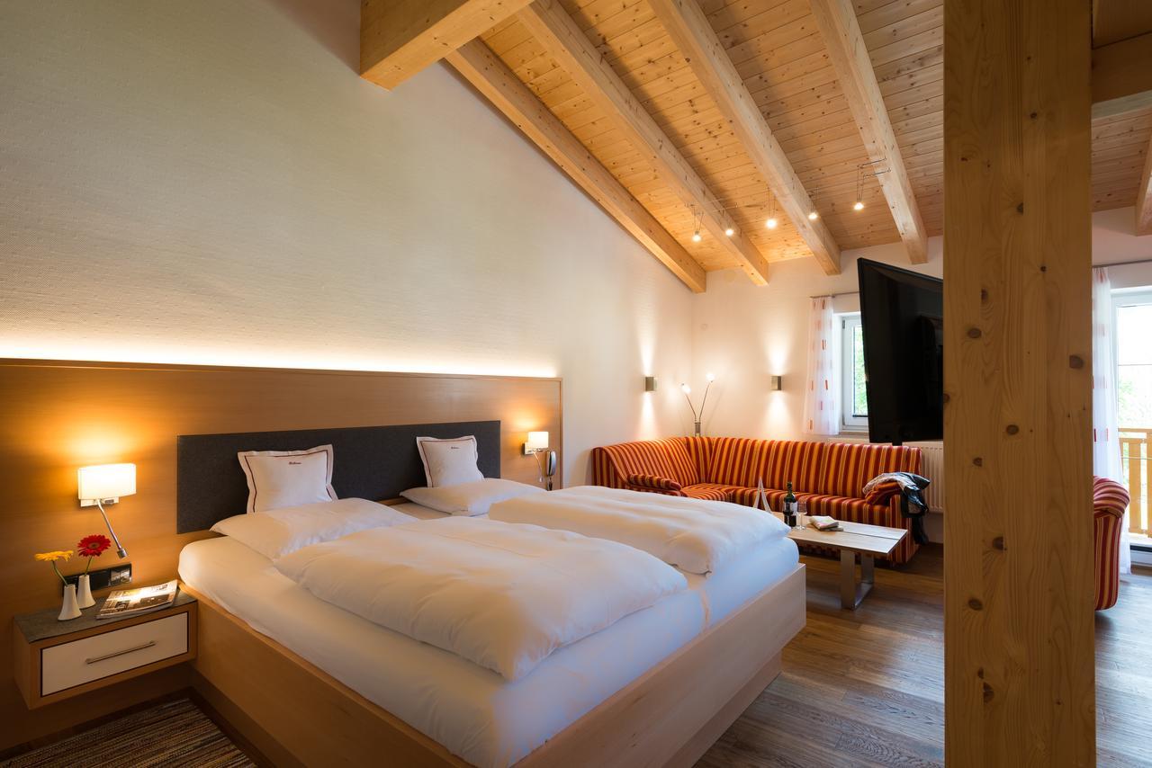 Hotel Bellevue Riezlern Extérieur photo